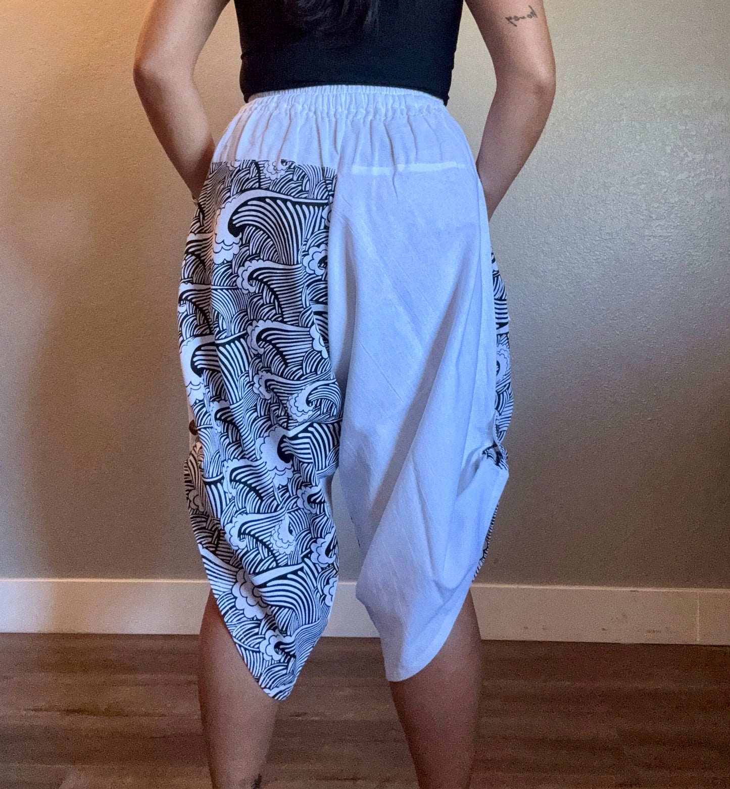 Unisex Cotton Shorts -White and Black Waves