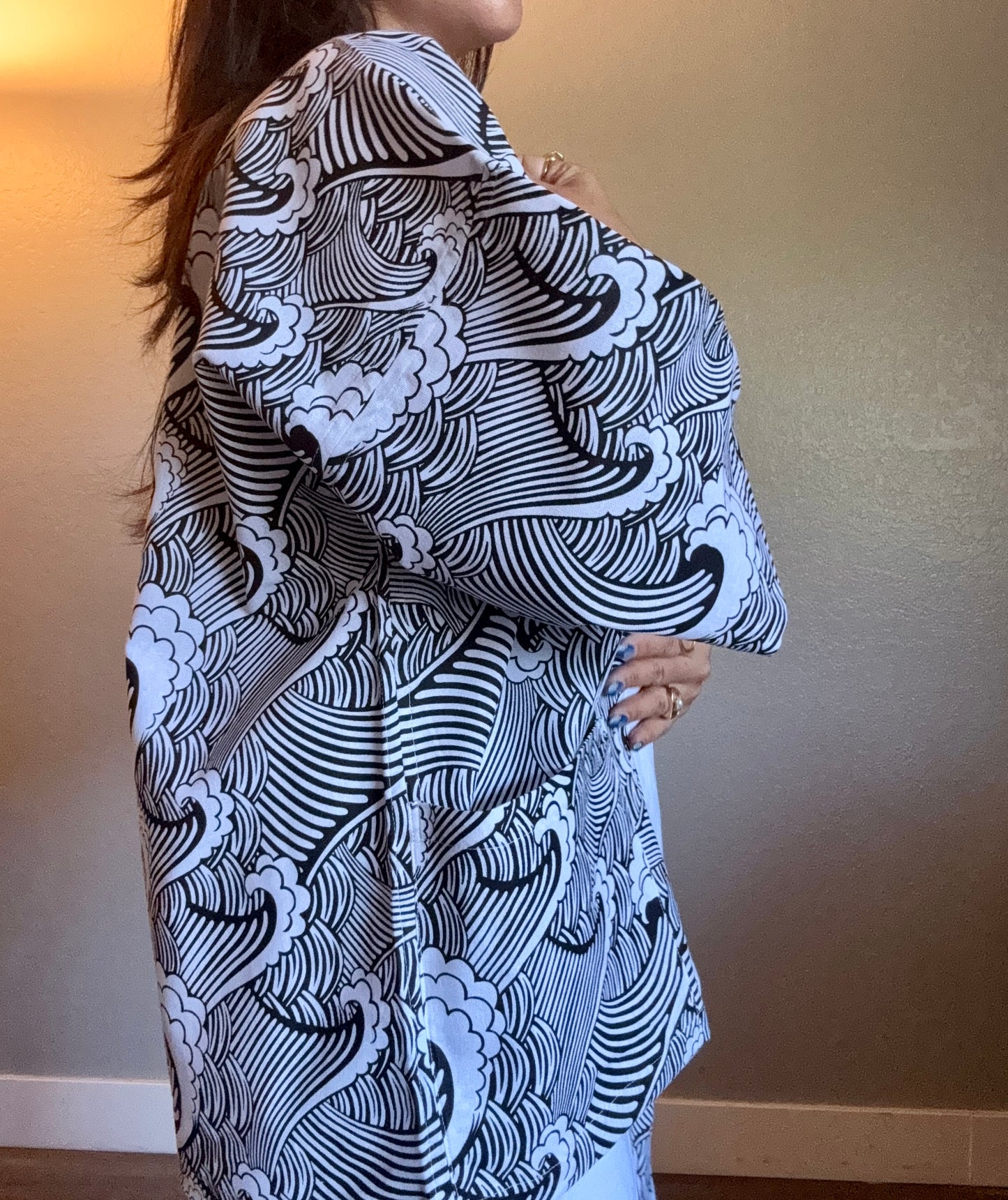 Unisex Cotton Kimono - White and Black Wave