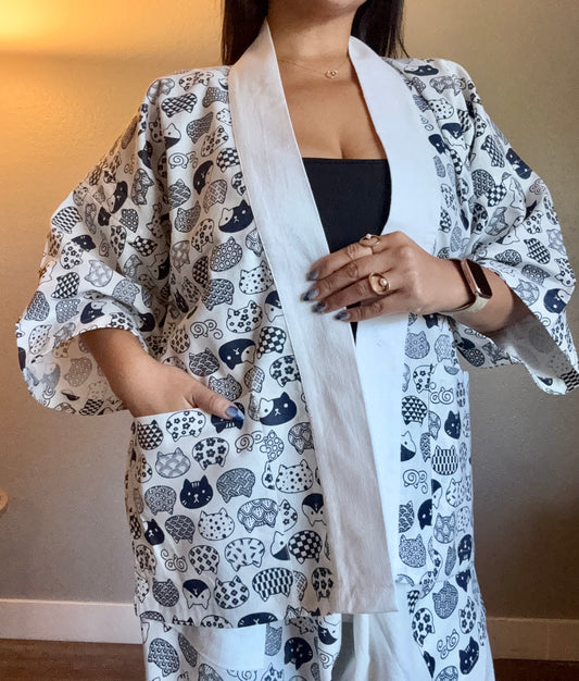 Unisex Cotton Kimono - White and Black Neko