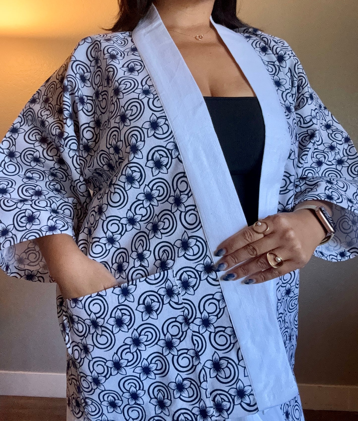 Unisex Cotton Kimono - White and Blue Flowers