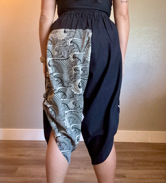 Unisex Cotton Shorts - Black Waves