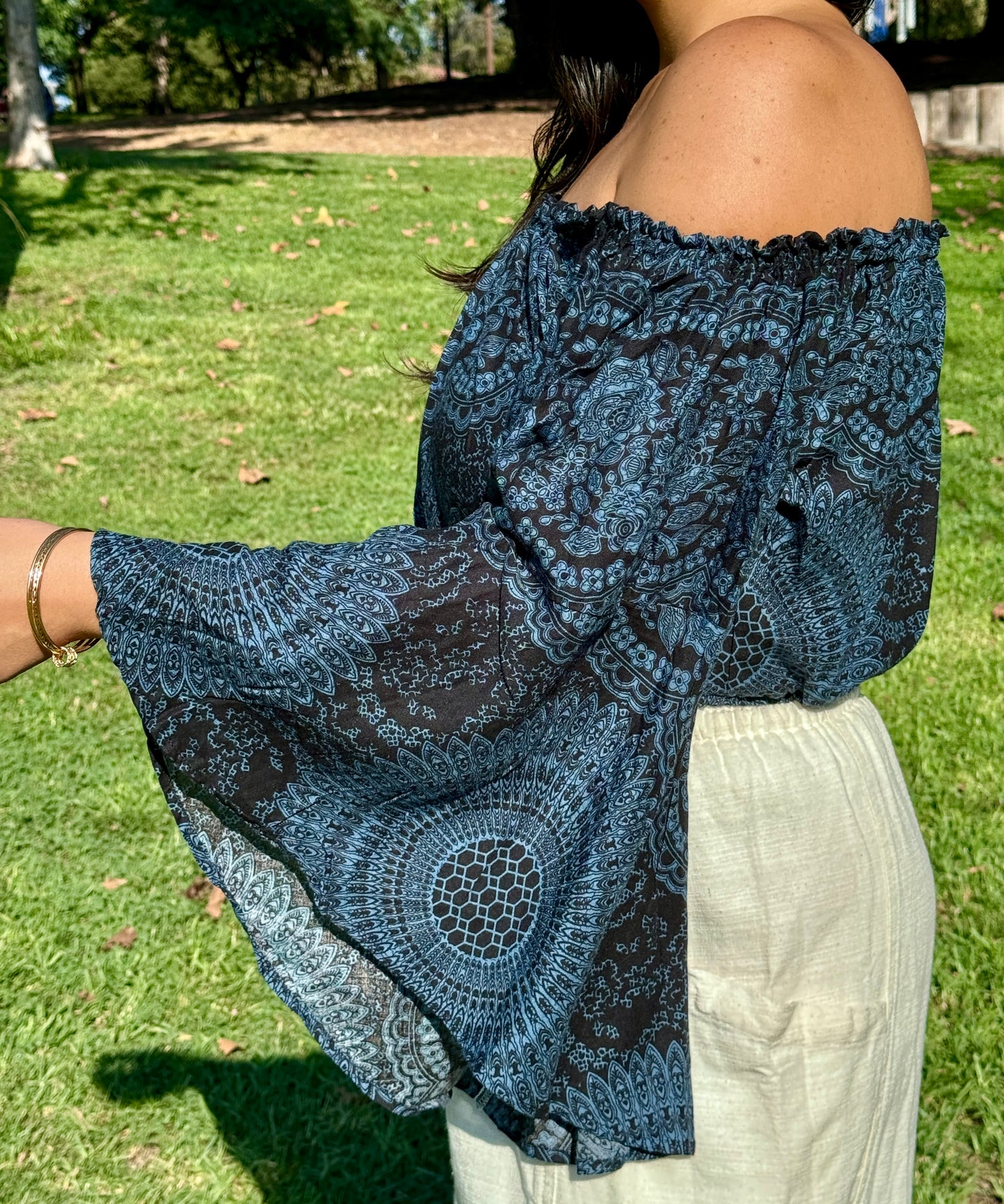 Black Hearty Off Shoulder with Flowy Sleeves Crop Top