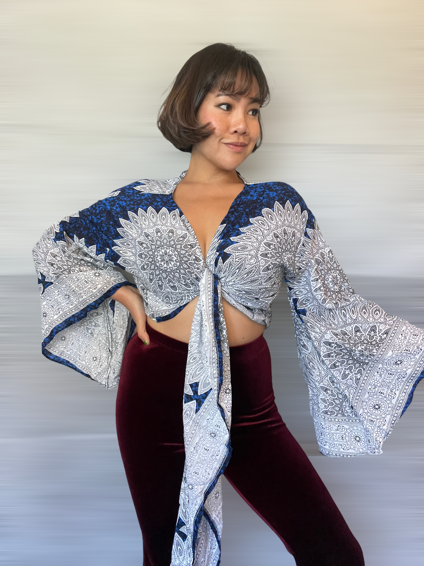 Blue Diamond Wrap Tops With Flowy Sleeves